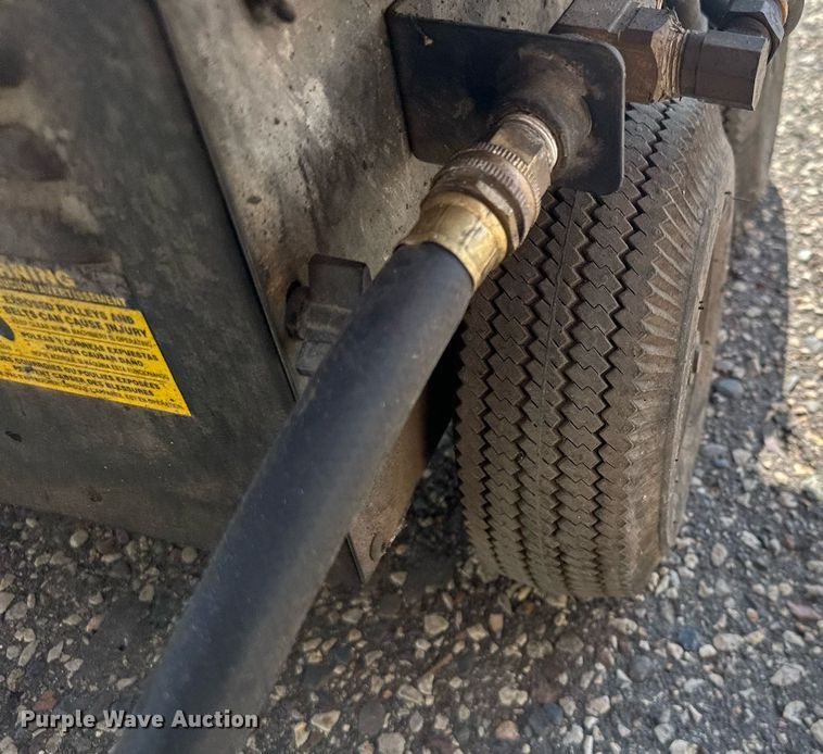 image for item DQ7334 Landa  hot pressure washer