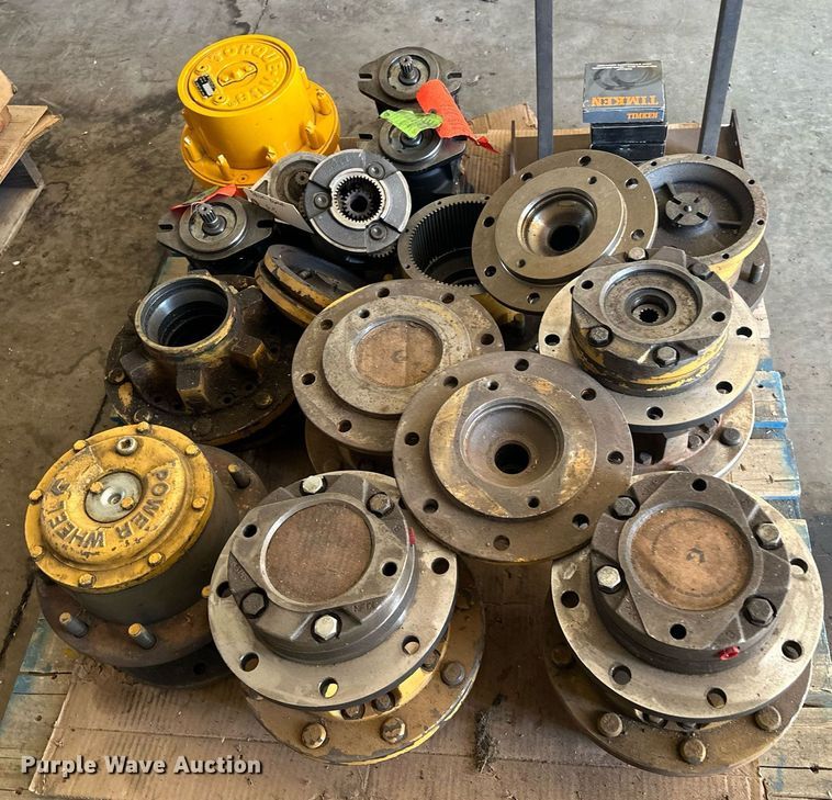 image for item DQ7335 (2) pallets of parts