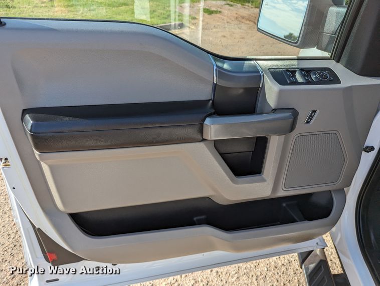 image for item DR6979 2017 Ford F150  SuperCab pickup truck