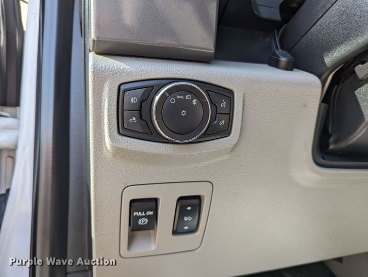 image for item DR6979 2017 Ford F150  SuperCab pickup truck