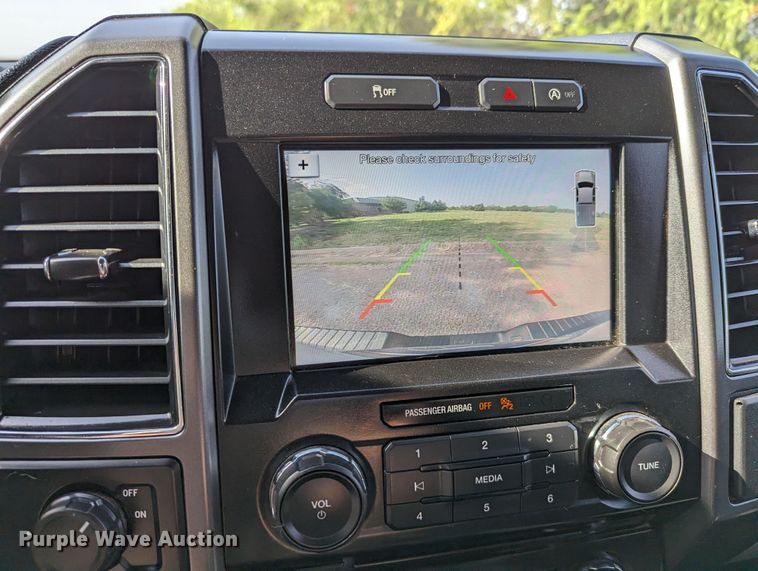 image for item DR6979 2017 Ford F150  SuperCab pickup truck