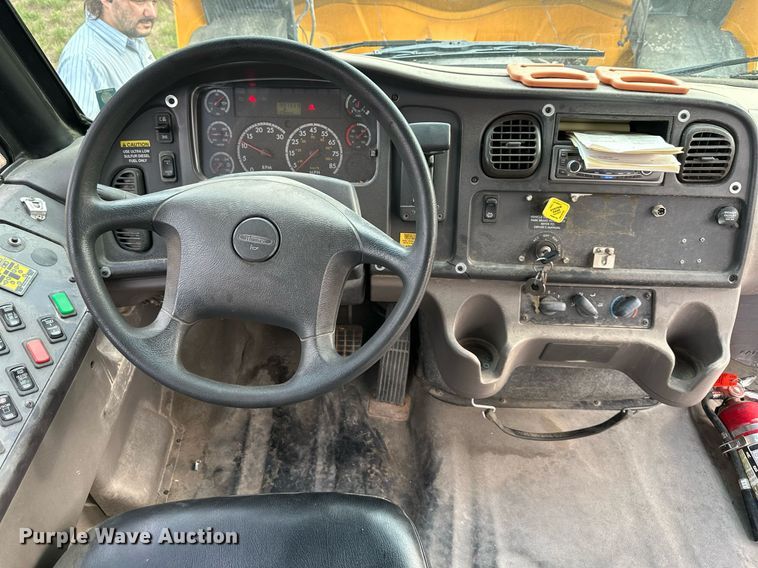 image for item DS2129 2009 Thomas  school bus