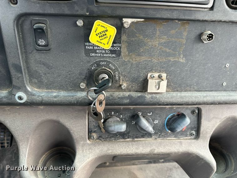 image for item DS2129 2009 Thomas  school bus