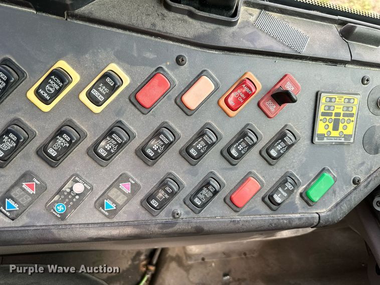 image for item DS2129 2009 Thomas  school bus