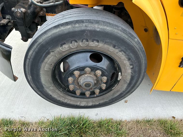 image for item DS2129 2009 Thomas  school bus