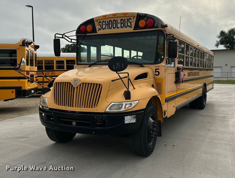 image for item DS2130 2008 International CE300  school bus