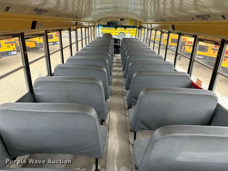 image for item DS2130 2008 International CE300  school bus