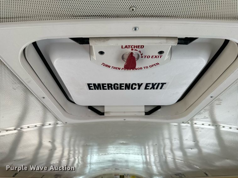 image for item DS2130 2008 International CE300  school bus