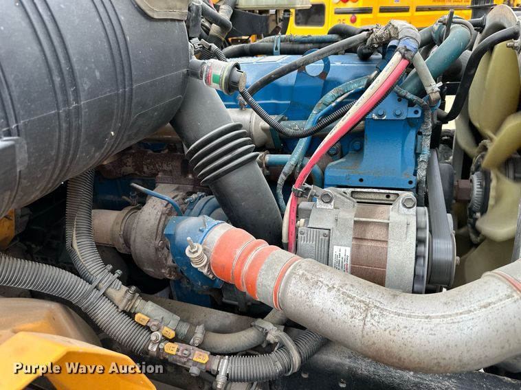 image for item DS2130 2008 International CE300  school bus