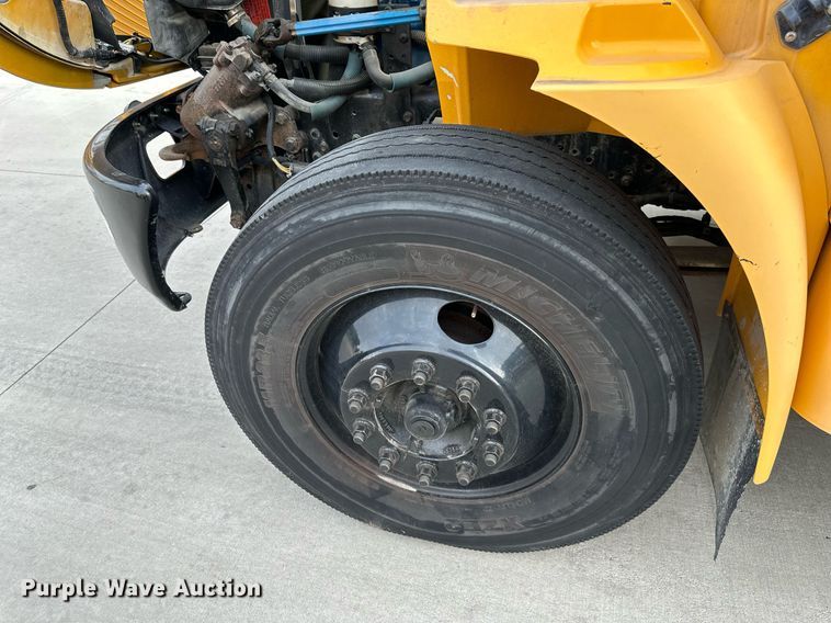 image for item DS2130 2008 International CE300  school bus