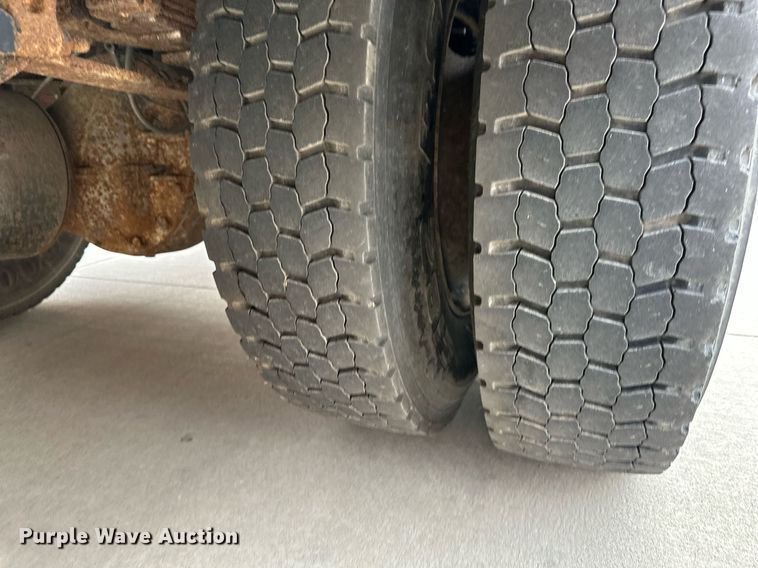 image for item DS2130 2008 International CE300  school bus