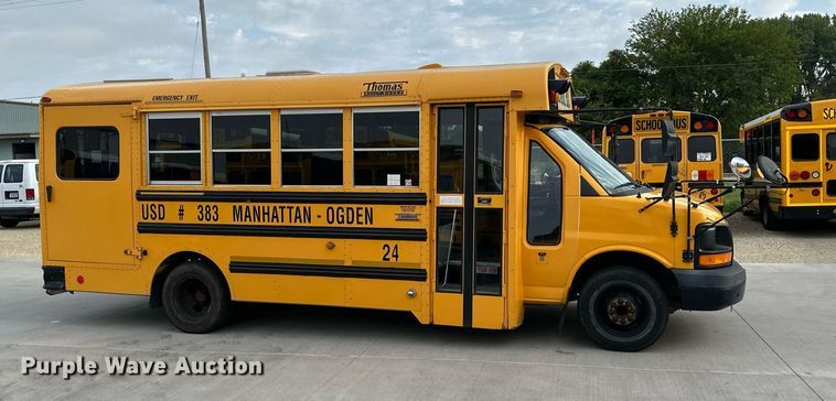 image for item DS2131 2008 Thomas Minotou  school bus