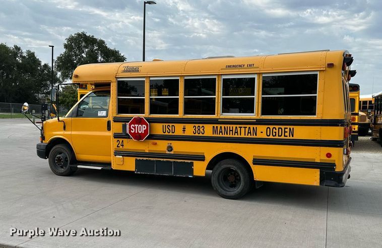 image for item DS2131 2008 Thomas Minotou  school bus