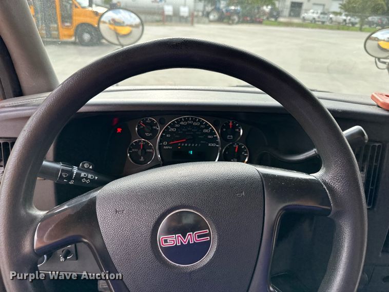 image for item DS2131 2008 Thomas Minotou  school bus