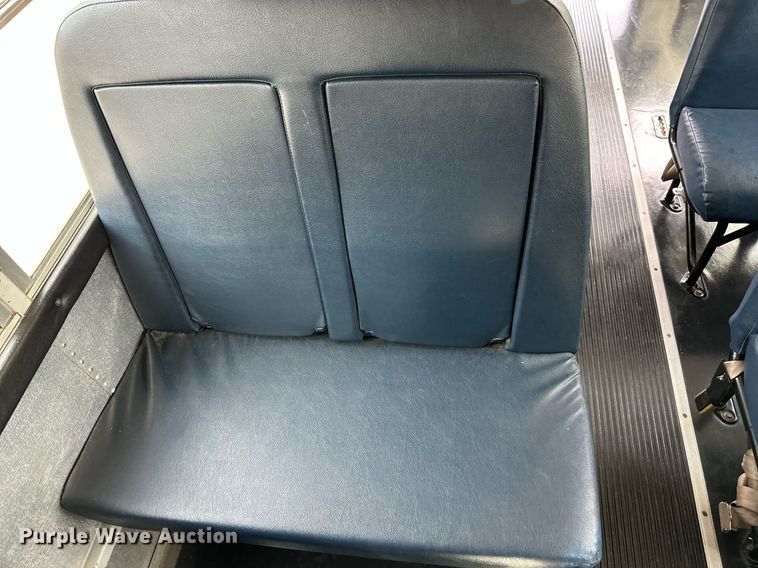 image for item DS2131 2008 Thomas Minotou  school bus