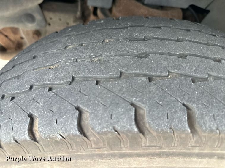 image for item DS2131 2008 Thomas Minotou  school bus