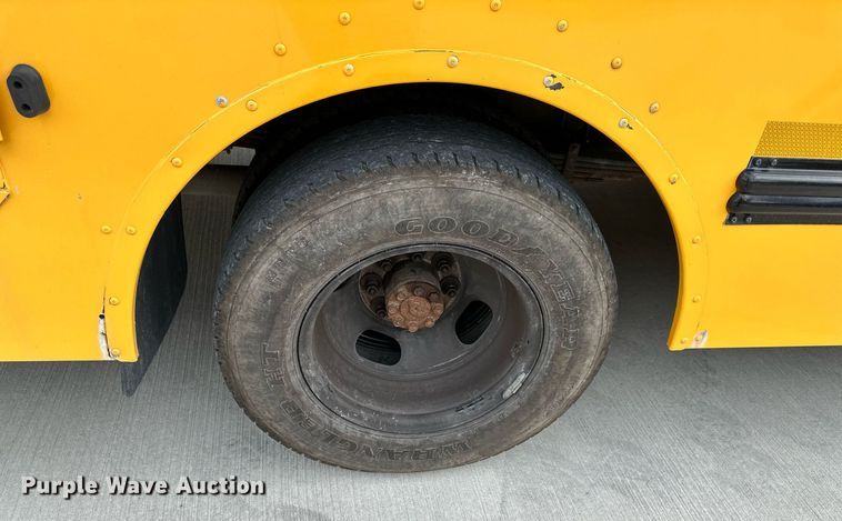 image for item DS2131 2008 Thomas Minotou  school bus