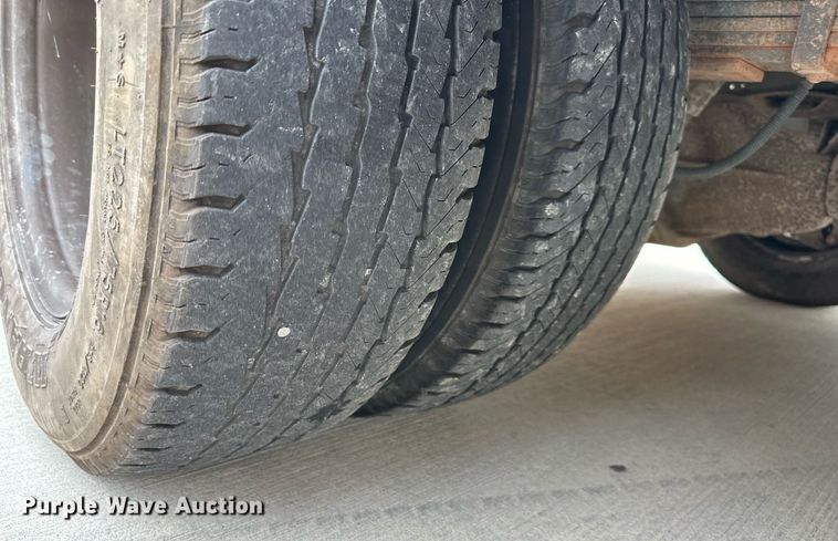 image for item DS2131 2008 Thomas Minotou  school bus