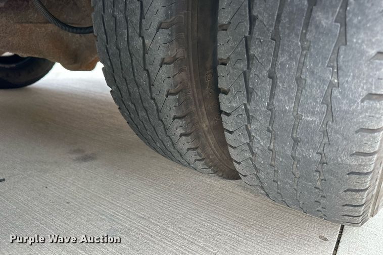 image for item DS2131 2008 Thomas Minotou  school bus