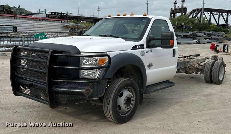 image for item DS2138 2016 Ford F550  truck cab and chassis
