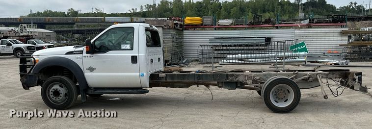 image for item DS2138 2016 Ford F550  truck cab and chassis