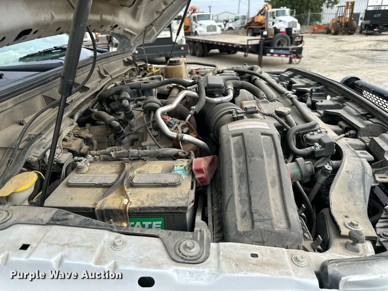 image for item DS2138 2016 Ford F550  truck cab and chassis