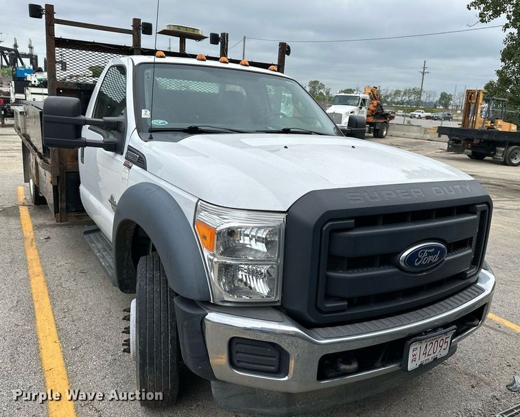 image for item DS2140 2014 Ford F550  flatbed truck