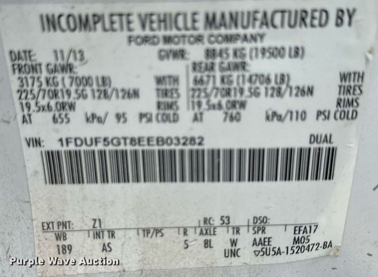 image for item DS2140 2014 Ford F550  flatbed truck