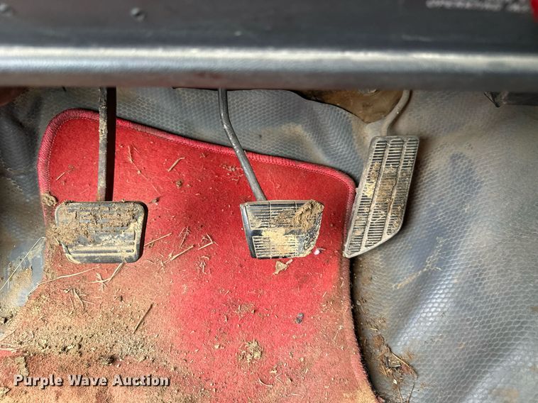 image for item DS2141 1992 Chevrolet C3500  flatbed pickup truck