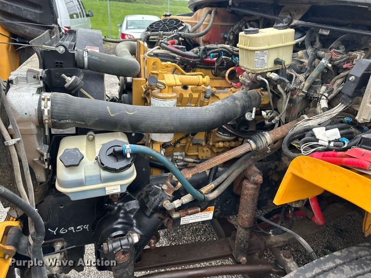 image for item DS2147 2008 Freightliner B2  school bus