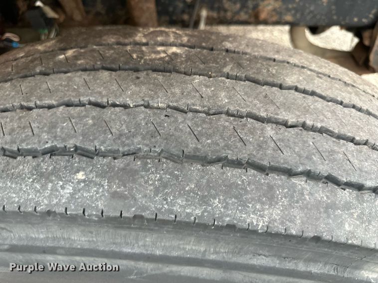 image for item DS2147 2008 Freightliner B2  school bus