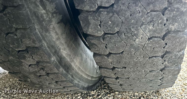 image for item DS2147 2008 Freightliner B2  school bus