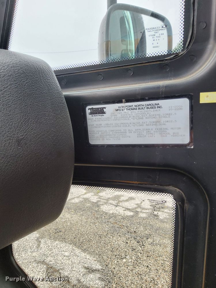 image for item DS2147 2008 Freightliner B2  school bus