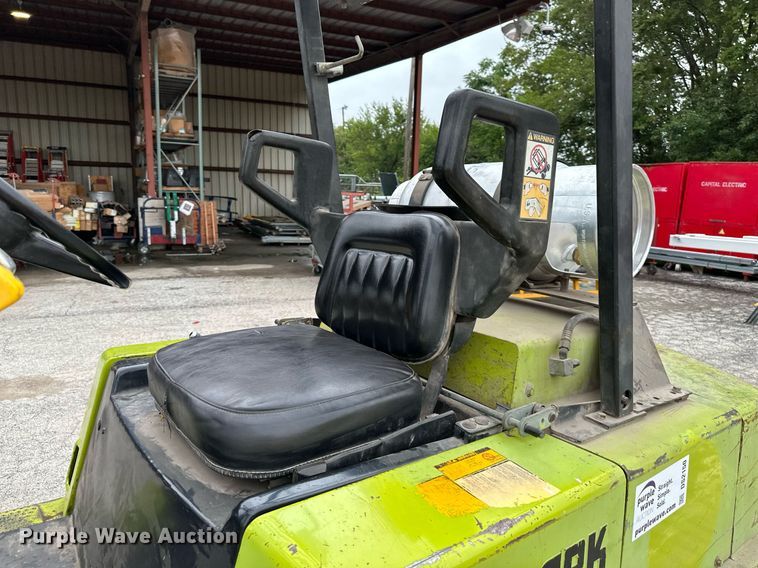 image for item DS2150 Clark C500-YS80  forklift
