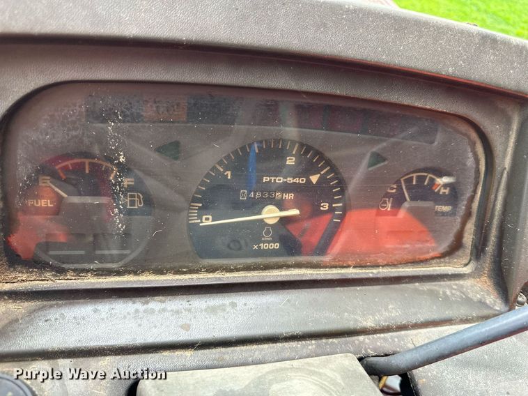 image for item DS2153 Kubota L4200FGST  tractor