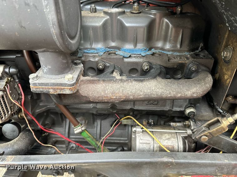 image for item DS2153 Kubota L4200FGST  tractor