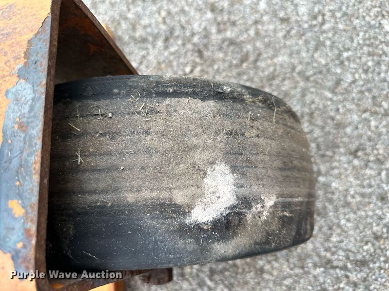 image for item DS2155 Woods RM990  finish mower