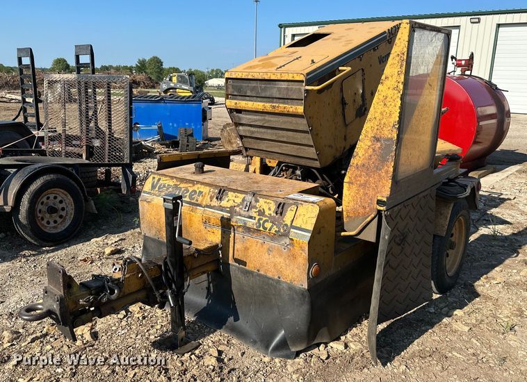 image for item DS2162 2003 Vermeer SC752  stump grinder