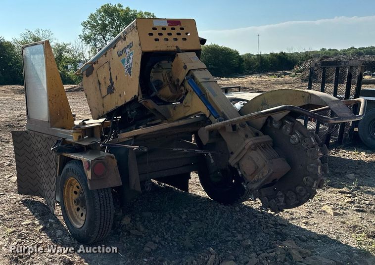 image for item DS2162 2003 Vermeer SC752  stump grinder