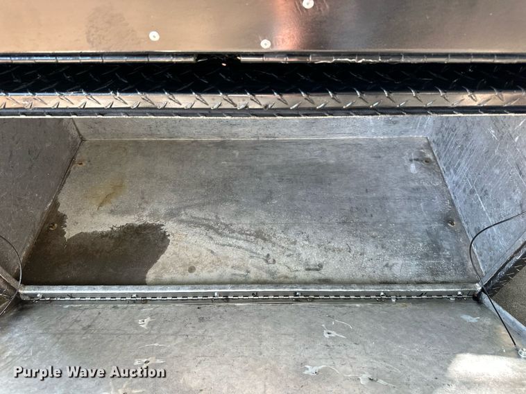 image for item DS2163 (4) toolboxes