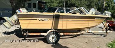 image for item DS2166 1970 Caprice  boat