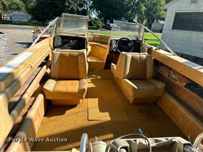 image for item DS2166 1970 Caprice  boat