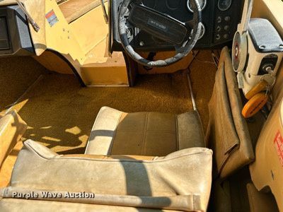 image for item DS2166 1970 Caprice  boat