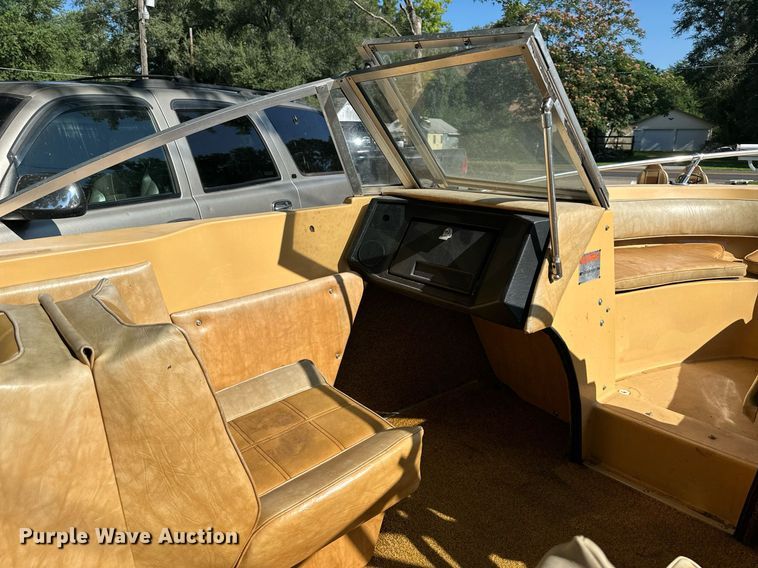 image for item DS2166 1970 Caprice  boat