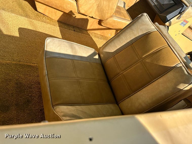 image for item DS2166 1970 Caprice  boat