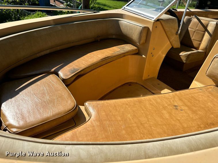 image for item DS2166 1970 Caprice  boat