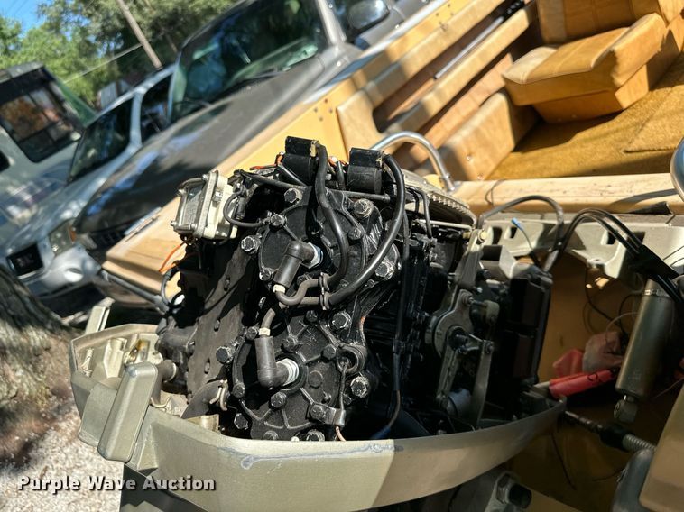 image for item DS2166 1970 Caprice  boat