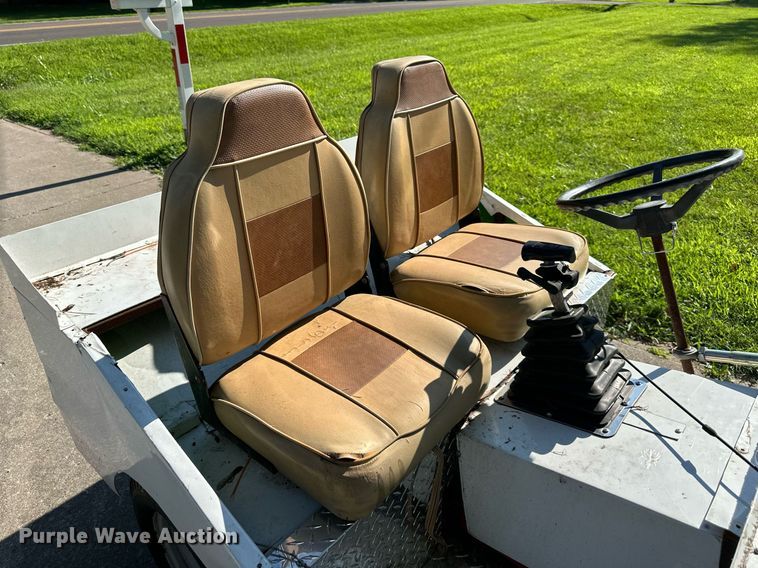 image for item DS2167 Utility cart