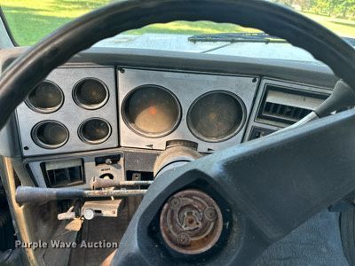 image for item DS2168 1979 Chevrolet C20  dump flatbed pickup truck