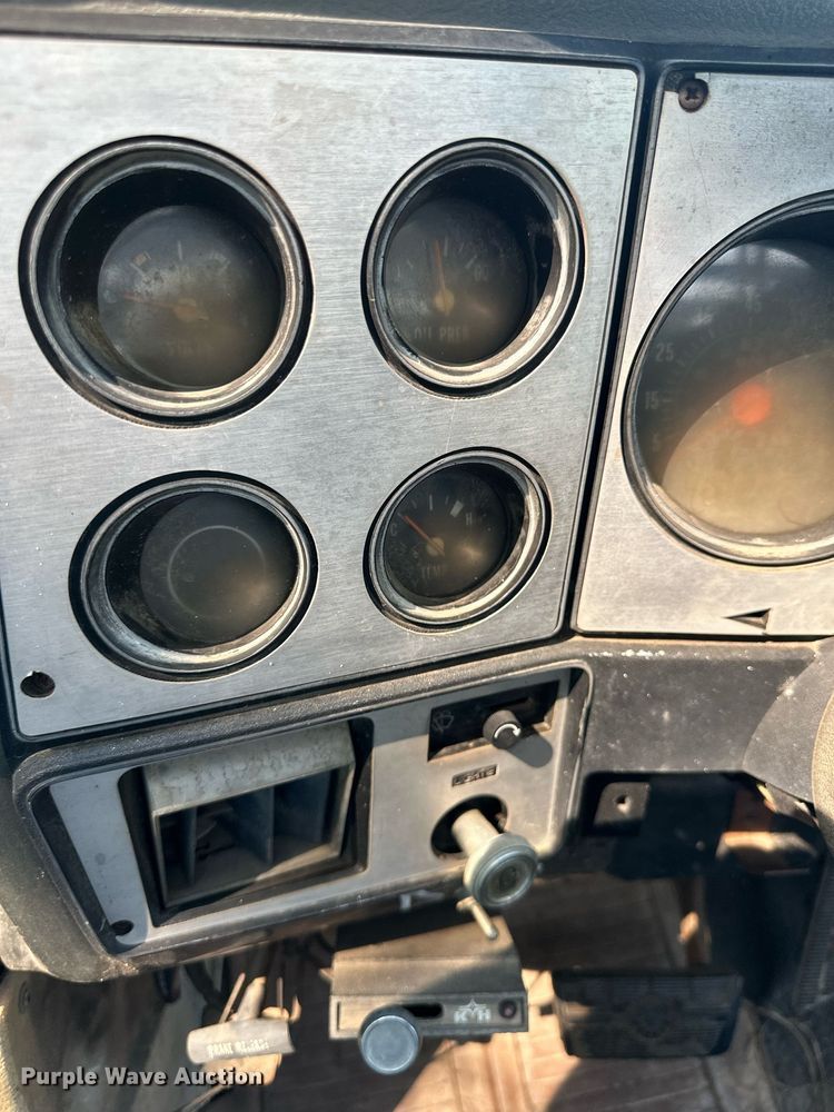 image for item DS2168 1979 Chevrolet C20  dump flatbed pickup truck